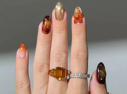 17 ideas for your next fall manicure this november