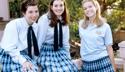 the princess diaries 3 is officially happening what we know about anne hathaway s return to genovia