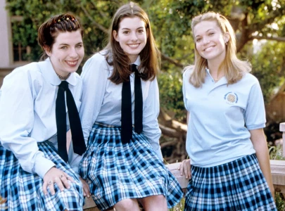 the princess diaries 3 is officially happening what we know about anne hathaway s return to genovia the princess diaries 3 is officially happening what we know about anne hathaway s return to genovia