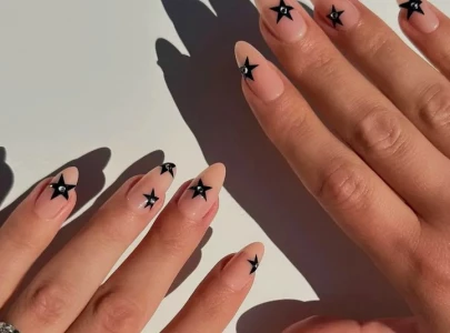 20 black nail designs that add edge and elegance to your winter look 20 black nail designs that add edge and elegance to your winter look
