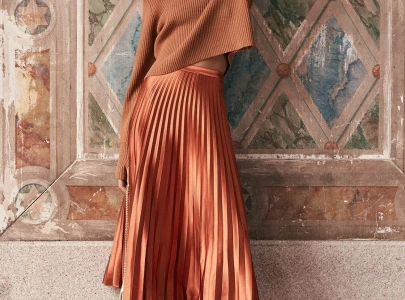 9 monochromatic outfit ideas that are far from boring and dull