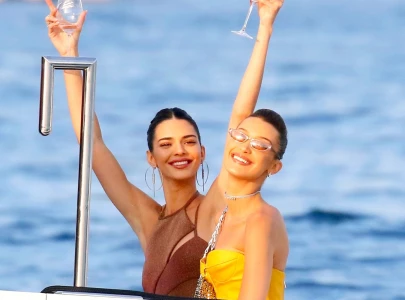 12 holiday party outfit ideas to stand out this season