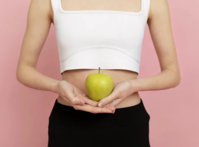 simple tips to beat bloating and keep your gut happy
