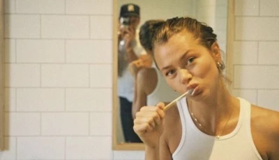 5 brushing mistakes wrecking your smile and health