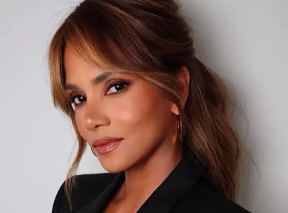 10 winter makeup looks perfect for mature skin from dewy cheeks to bold lips