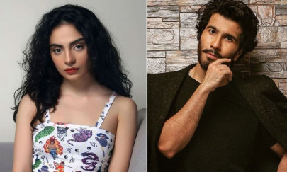 mehar bano calls out feroze khan lends support to aliza