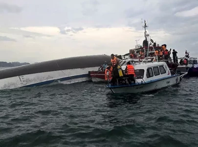 34 dead in vietnam tourist boat capsize 34 dead in vietnam tourist boat capsize