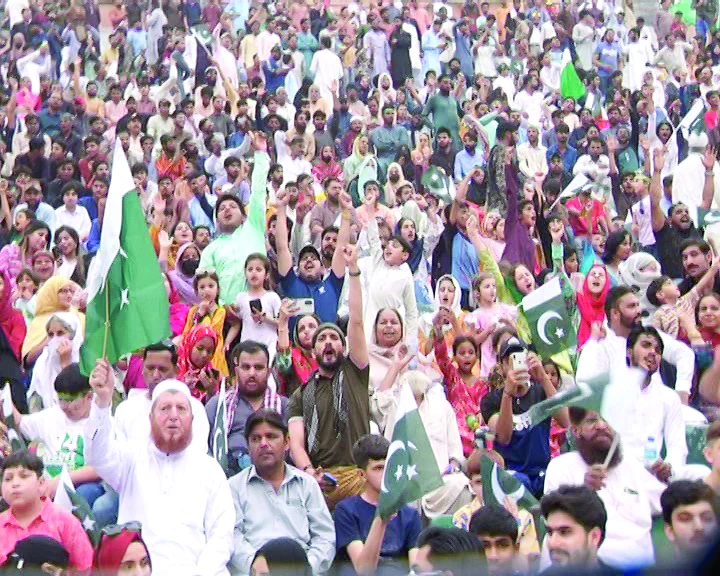jubilant crowds at lahore s wagah border hail the armed forces with chants and petals celebrating pakistan s resounding triumph in operation bunyan al marsoos as india quietly skipped the traditional ceremony photo express jubilant crowds at lahore s wagah border hail the armed forces with chants and petals celebrating pakistan s resounding triumph in operation bunyan al marsoos as india quietly skipped the traditional ceremony photo express