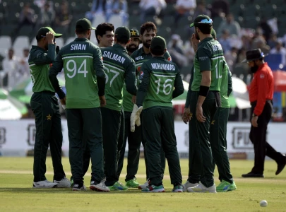 pakistan defeat new zealand in first odi pakistan defeat new zealand in first odi