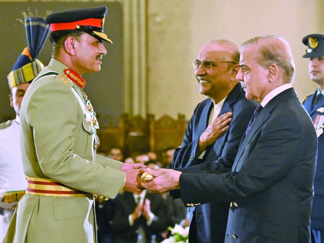 coas gen syed asim munir receives field marshal baton from president asif ali zardari and prime minister shehbaz sharif photo express coas gen syed asim munir receives field marshal baton from president asif ali zardari and prime minister shehbaz sharif photo express