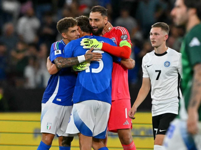 italy s goalkeeper 01 gianluigi donnarumma c italy s forward 15 pio esposito 2l and italy s defender 22 giovanni di lorenzo l embrace as they celebrate their team s victory at the end of the fifa world cup 2026 group i qualifiers photo afp italy s goalkeeper 01 gianluigi donnarumma c italy s forward 15 pio esposito 2l and italy s defender 22 giovanni di lorenzo l embrace as they celebrate their team s victory at the end of the fifa world cup 2026 group i qualifiers photo afp