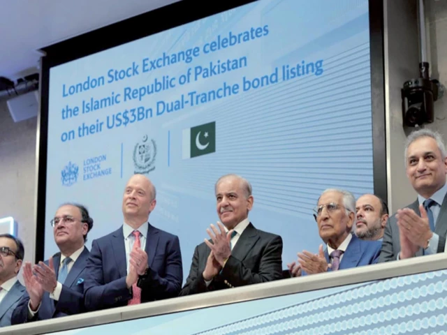 PM courts global financial giants in London