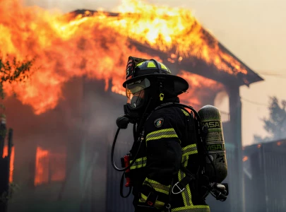 chile wildfires kill 15 force more than 50 000 to evacuate
