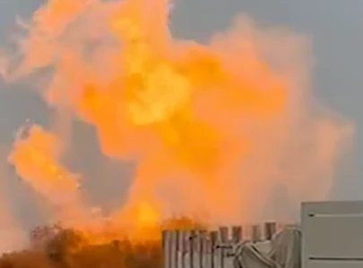 massive fire near karachi oil refinery continues to rage for over 12 hours