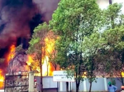 fire at india firecracker factory kills 20 police