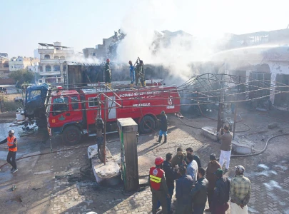 lng container blast triggers massive fire lng container blast triggers massive fire