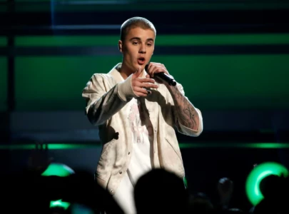 justin bieber reportedly releasing new music in 2025 after splitting from manager scooter braun