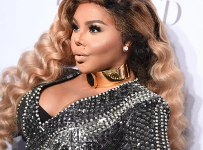 lil kim gets trolled for praying for monsoons to hit l a on social media
