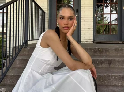 tradwife tiktok influencer nara smith suffers a car accident caused by snow in connecticut