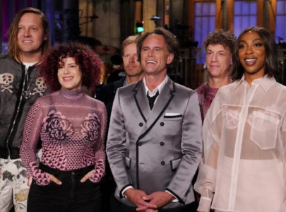walton goggins hosts penultimate snl episode with cecily strong comeback and arcade fire performance walton goggins hosts penultimate snl episode with cecily strong comeback and arcade fire performance