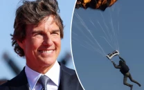 tom cruise sets guinness world record for 16 burning parachute jumps in mission impossible the final reckoning tom cruise sets guinness world record for 16 burning parachute jumps in mission impossible the final reckoning