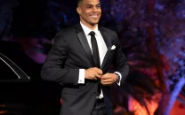 fans express suspicion over the bachelor lead grant ellis job as a day trader