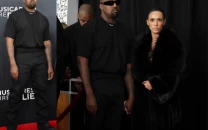 kanye west s dramatic weight loss at 2025 grammys sparks ozempic rumours