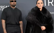 kanye west disrupts l a traffic for bianca censori s spontaneous photoshoot before dinner date
