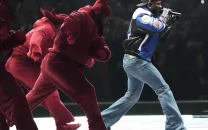 kendrick lamar s super bowl bootcut jeans steal the spotlight kendrick lamar s super bowl bootcut jeans steal the spotlight