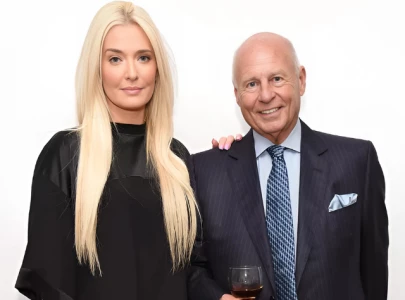 rhobh star erika jayne still married to tom girardi as divorce appears unlikely rhobh star erika jayne still married to tom girardi as divorce appears unlikely