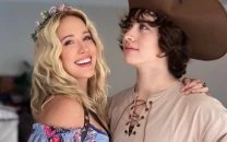 who is jade whipkey pitch perfect star anna camp confirms relationship with la based stylist who is jade whipkey pitch perfect star anna camp confirms relationship with la based stylist