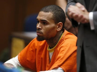 chris brown expected to enter plea deal in uk assault case ahead of june court hearing