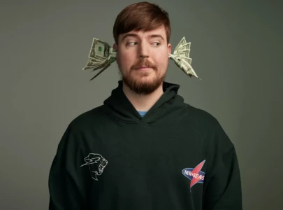 mrbeast becomes only self made billionaire under 30 as net worth hits 1 billion mrbeast becomes only self made billionaire under 30 as net worth hits 1 billion