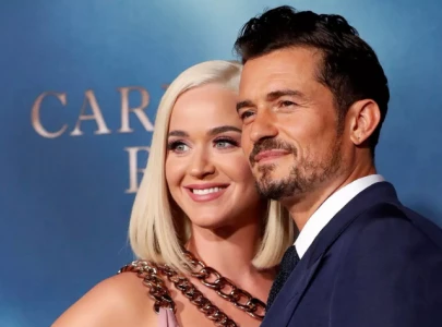 katy perry and orlando bloom to reportedly split after her lifetimes tour ends it s over