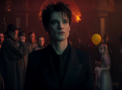 the sandman season 2 faces unfavourable reviews amid neil gaiman s scandal