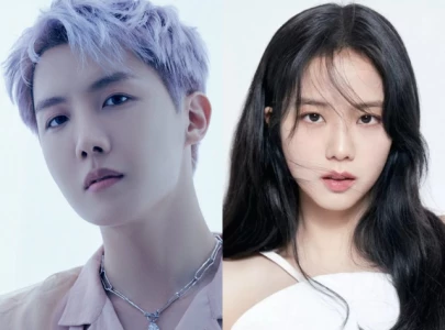 bts j hope makes surprise appearance at blackpink s concert after allegedly being invited by jisoo