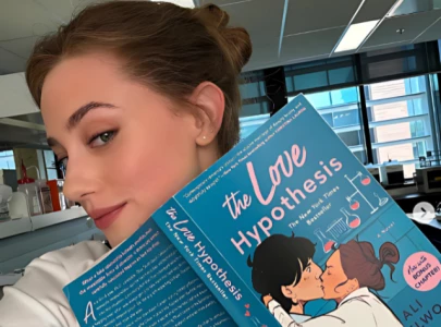 lili reinhart to star in rom com the love hypothesis for amazon mgm studios production underway