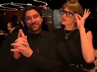 travis kelce and taylor swift subtly reveal new detail about relationship via their phone lockscreens travis kelce and taylor swift subtly reveal new detail about relationship via their phone lockscreens