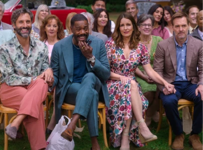 the four seasons tina fey and steve carell lead netflix s remake of alan alda s 1981 comedy the four seasons tina fey and steve carell lead netflix s remake of alan alda s 1981 comedy