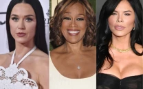 jeff bezos blue origin to launch fianc e lauren s nchez katy perry gayle king and all female crew to space