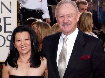 leslie hackman opens up about father gene and betsy arakawa s sudden deaths leslie hackman opens up about father gene and betsy arakawa s sudden deaths
