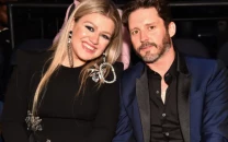 how close are kelly clarkson and brandon blackstock post divorce singer halts shows as ex s illness worsens how close are kelly clarkson and brandon blackstock post divorce singer halts shows as ex s illness worsens