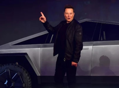 elon musk loses 111 billion still remains richest in the world as tesla struggles continue