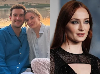 sophie turner reportedly splits from peregrine pearson again amid active profile on raya sophie turner reportedly splits from peregrine pearson again amid active profile on raya