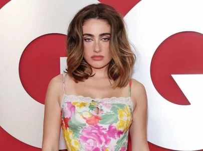 rachel sennott faces backlash after get addicted once comment in subway takes interview rachel sennott faces backlash after get addicted once comment in subway takes interview