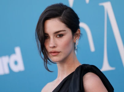 gracie abrams can t stop thinking about strange advice from a stranger on wikifeet
