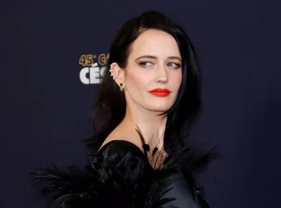 eva green recovering well after wednesday set injury as filming schedules rearranged eva green recovering well after wednesday set injury as filming schedules rearranged