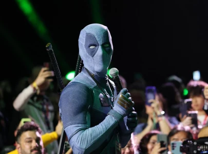 is deadpool joining avengers doomsday ryan reynolds surprise comic con appearance fuels rumours