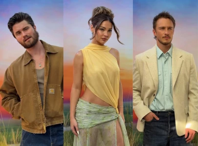 chase stokes madelyn cline and more reunite at outer banks season 5 premiere ahead of final season