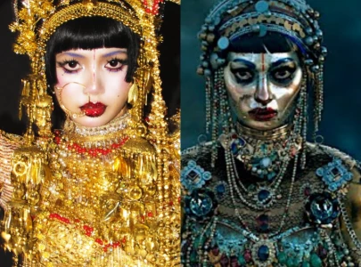 blackpink s lisa channels golden jibaro for halloween 2025 in netflix inspired look blackpink s lisa channels golden jibaro for halloween 2025 in netflix inspired look